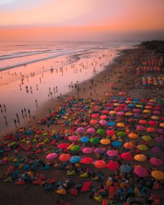 Top 5 Beach Vibes After Sunset