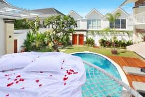 Aeera Villa, A Villa with Green Rice Field View in Canggu