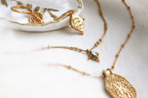 Best Jewelry Shop in Ubud: Buy Your Sparkling earrings, necklaces, and rings