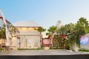 Group Stay villa in Seminyak