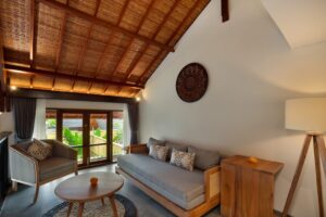 Mezzanine Living Room Villa in Canggu