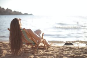The Health Benefits of Morning Sunbathing