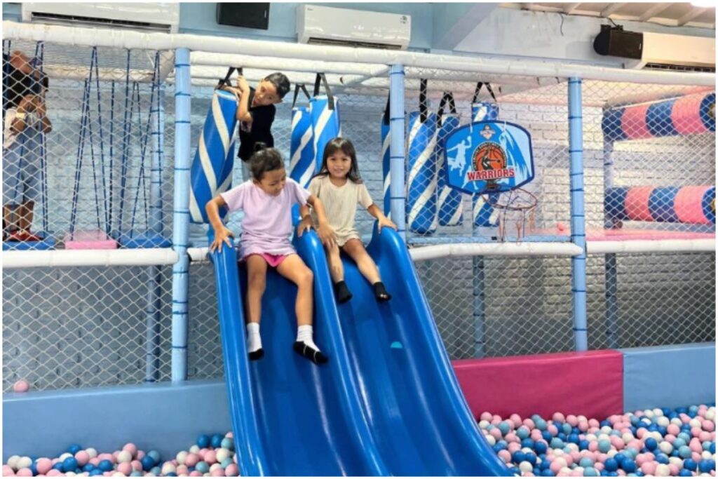 Gurita Playground & Board Game Cafe
