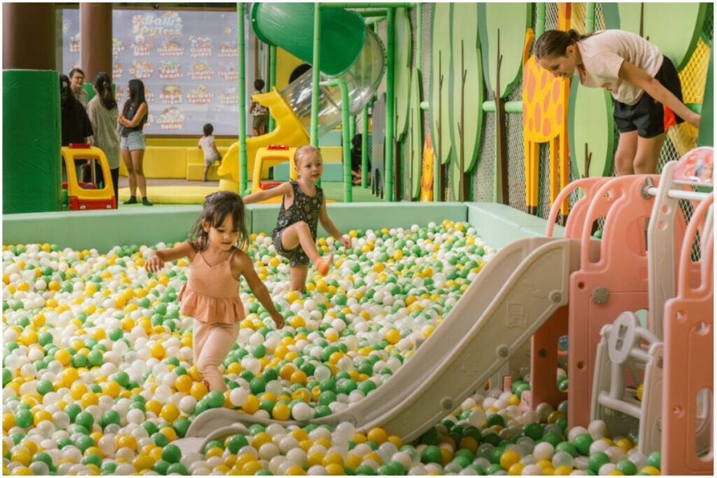 Mai Main Playground