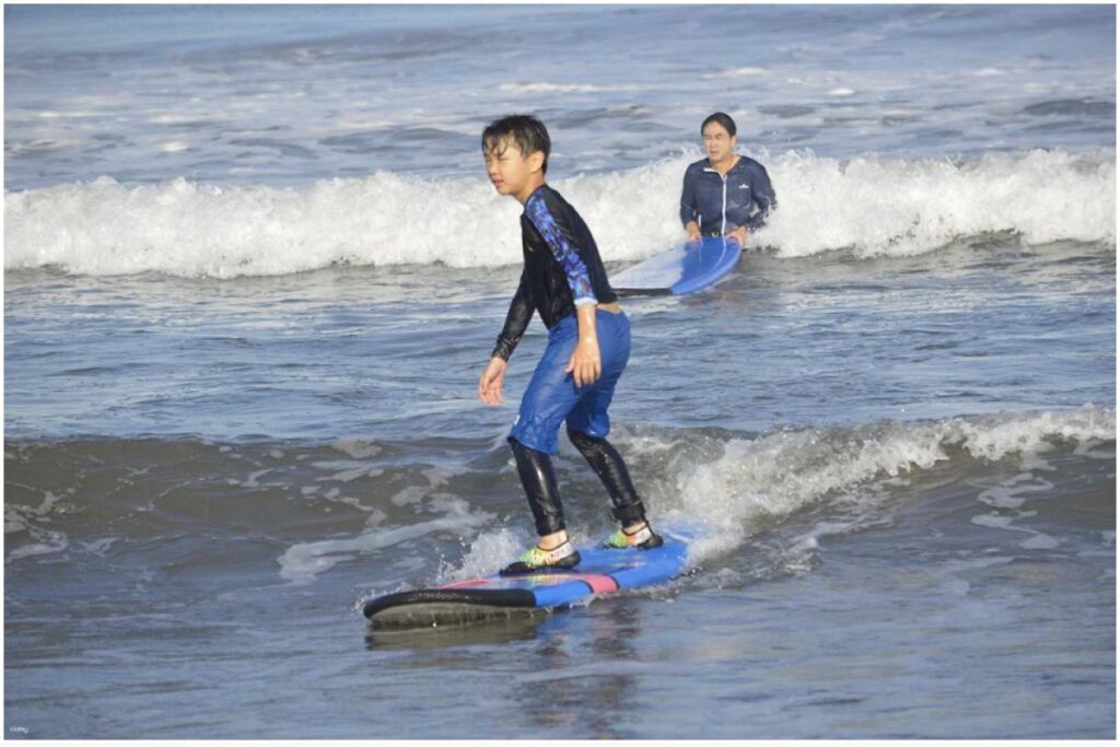 Surfing School