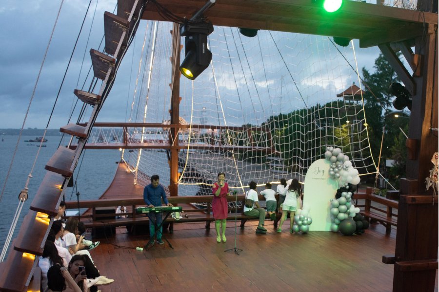 Phinisi Sailor Dinner Cruise - Benoa Harbour