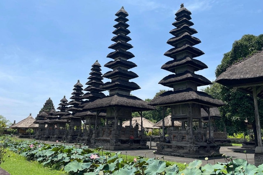 Taman Ayun Temple