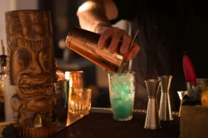 A Guide to Bali Cocktail Bars and the Art of Tropical Mixology